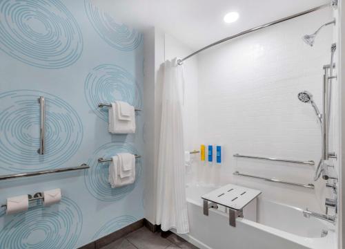 tru by hilton wilmington wrightsville beach