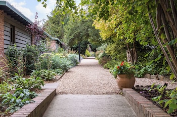 The Eastbury Hotel & Spa,Near Global Images Gallery,3 star