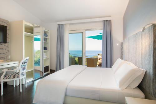 bajaloglia resort