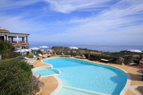 bajaloglia resort