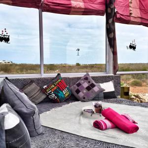 farr out guesthouse