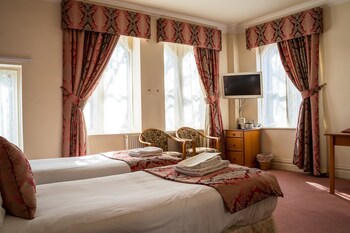 farnley tower guesthouse