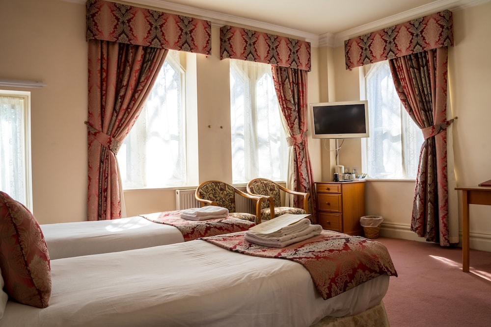 farnley tower guesthouse