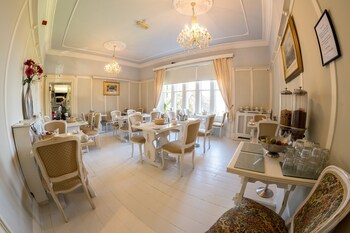 farnley tower guesthouse