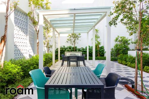 una serviced apartment by roam