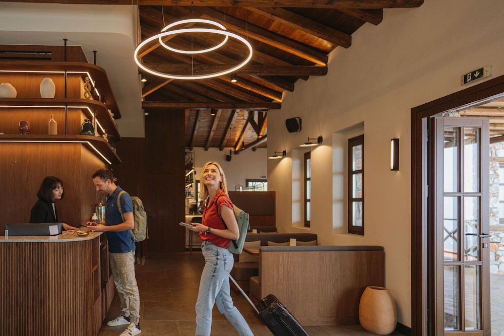 unedo all seasons hotel