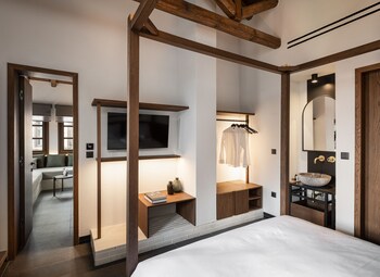 unedo all seasons hotel