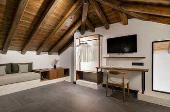 unedo all seasons hotel