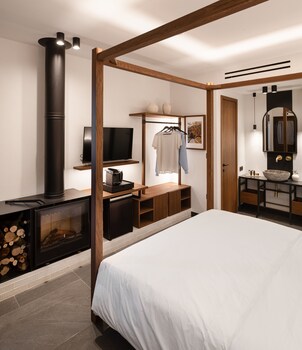 unedo all seasons hotel