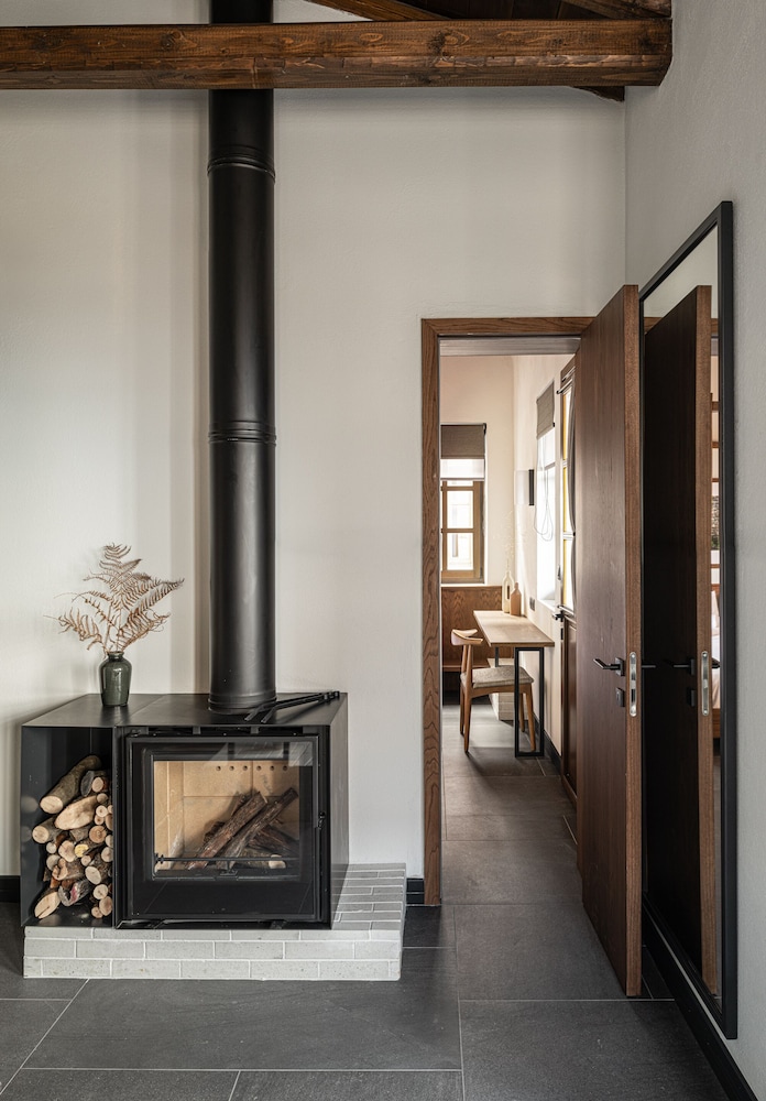 unedo all seasons hotel