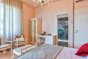 hotel villa europa