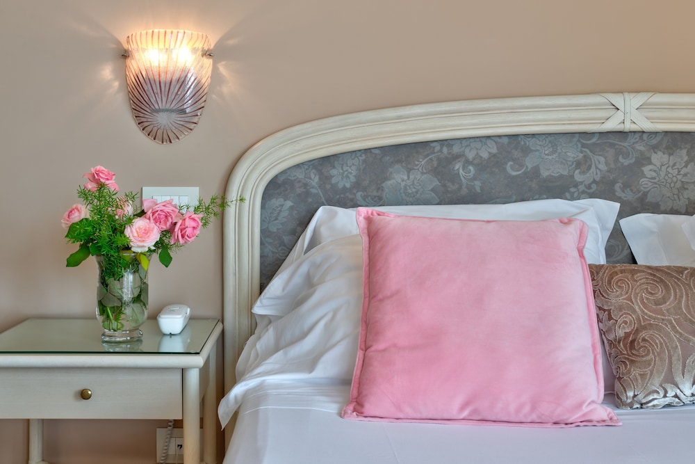 hotel villa europa