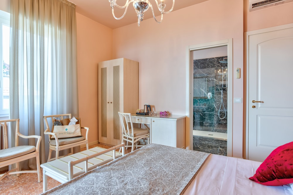 hotel villa europa