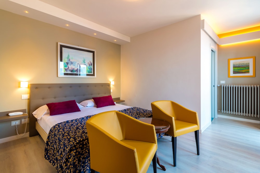 hotel villa europa