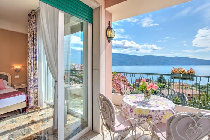 hotel villa europa