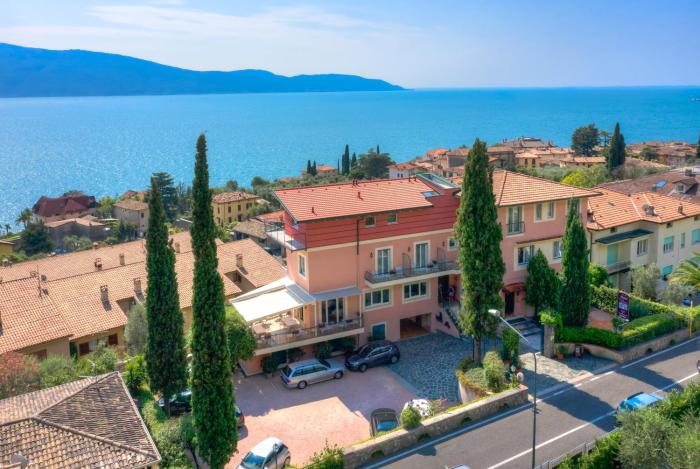 hotel villa europa