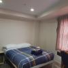 Empire Apartments,21 Whitaker Place,3 star