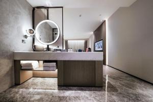 urcove by hyatt shenzhen luohu