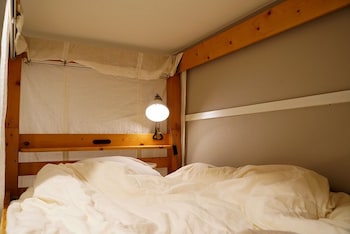 usatsuno osu hostel