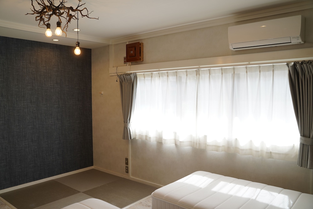 usatsuno osu hostel