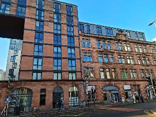 v city aparthotels