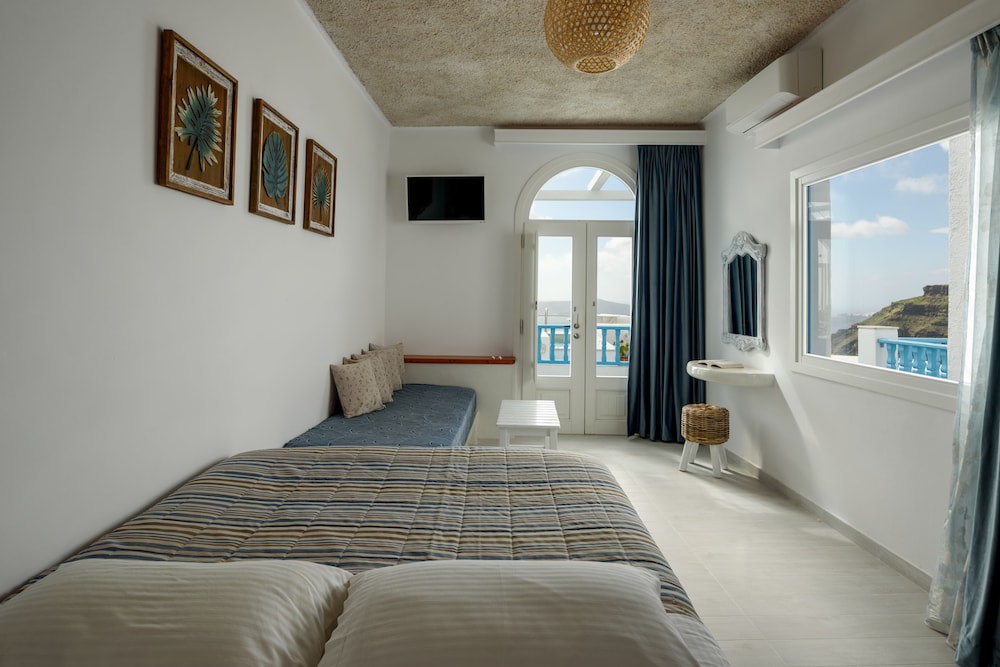 vallas apartments and villas
