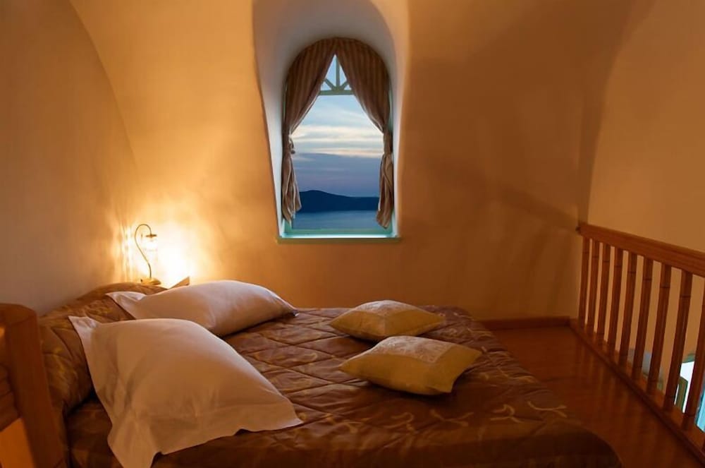 vallas apartments and villas