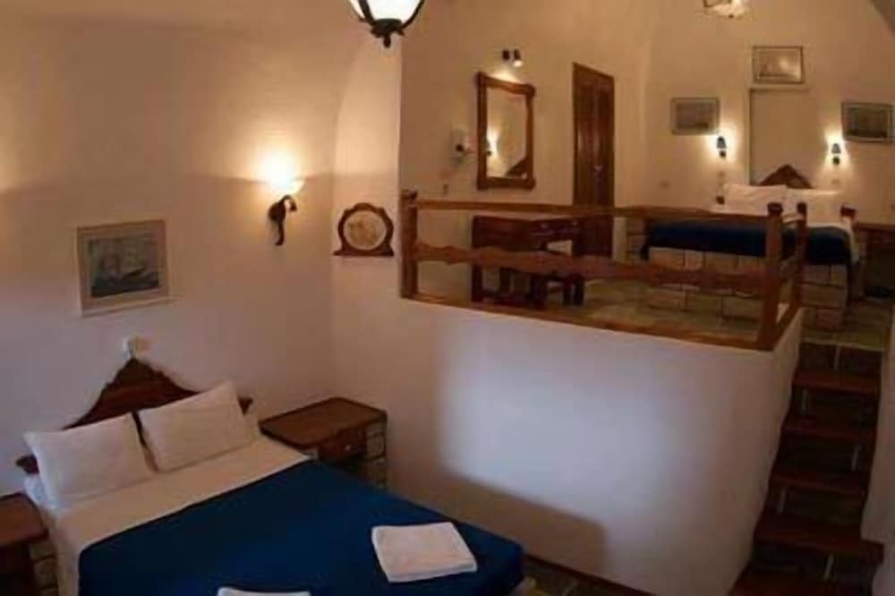 vallas apartments and villas