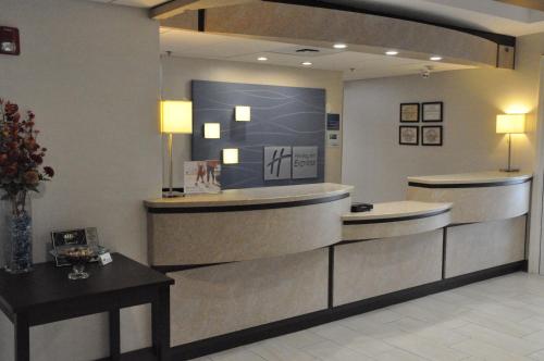 holiday inn express hotel and suites jackson by ihg