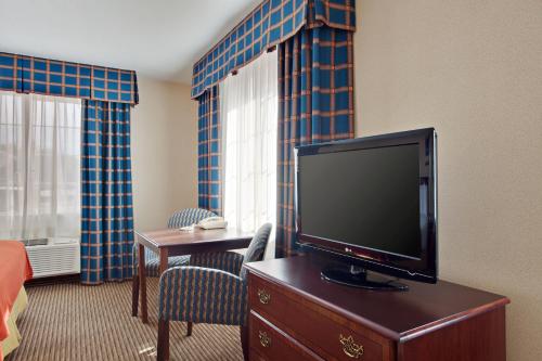 holiday inn express hotel and suites jackson by ihg