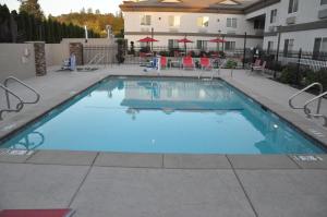holiday inn express hotel and suites jackson by ihg