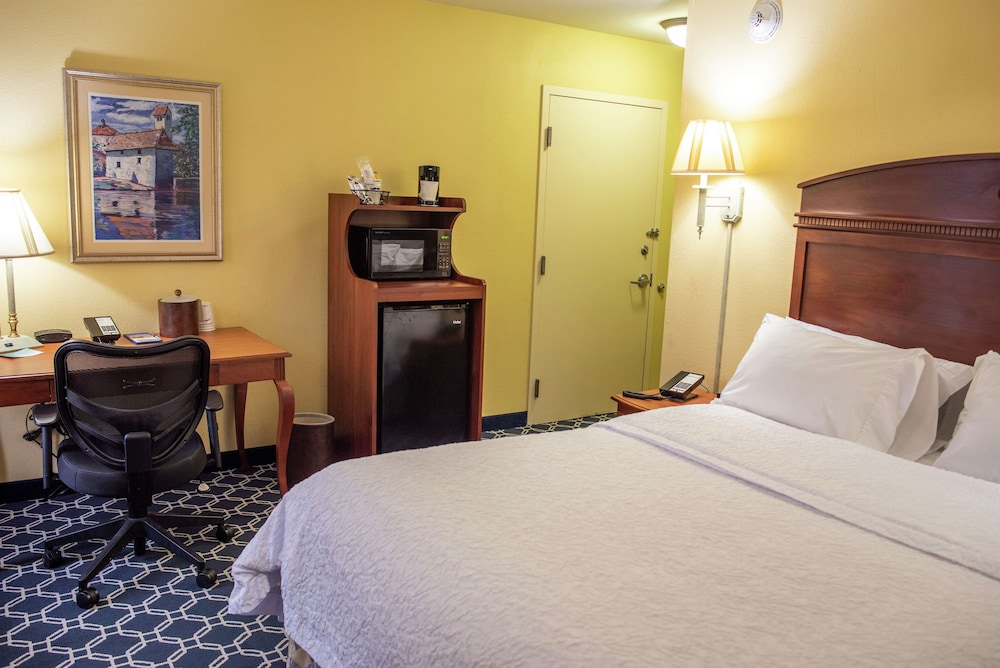 hampton inn lebanon