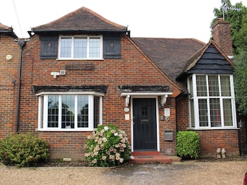 debden guest house