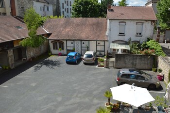 Hotel De La Colombiere,Dracy-Le-Fort>>Chalon-Sur-Saone,2 star