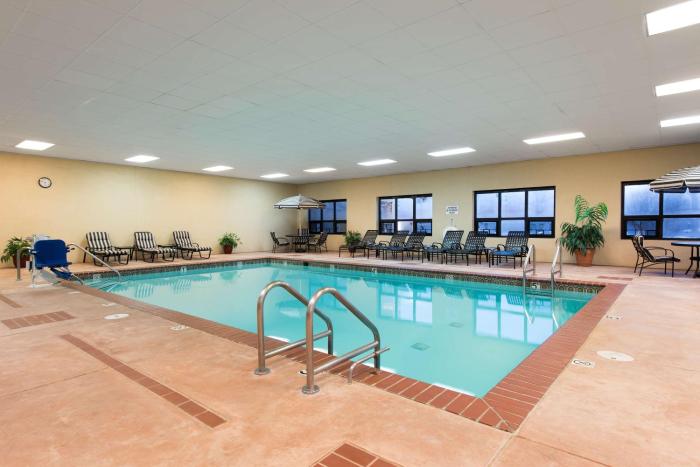 hampton inn seymour