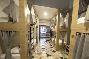 ventiuna hotel and hostel