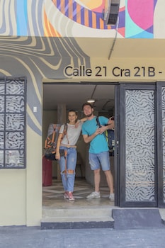 ventiuna hotel and hostel