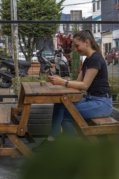 ventiuna hotel and hostel