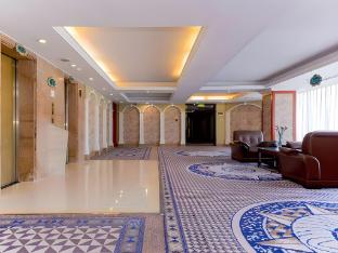 Vienna Hotel Xiangyang Railway Station,,0 star