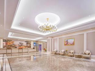 vienna hotel chongqing jiangjin wandaplaza shengquan templemetro station branch