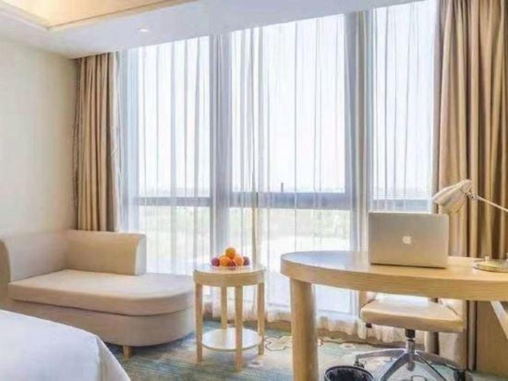 vienna international hotel qidong jiangtian ecological park
