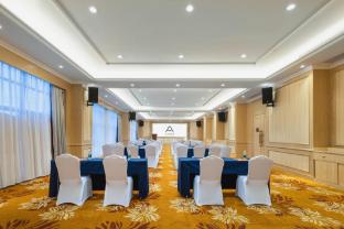 vienna international hotel shenzhen airport hezhou store