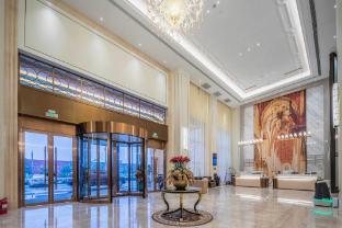 Vienna International Hotel Zhijiang Heping Bridge,,4 star