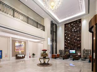 vienna international hotel zhijiang heping bridge