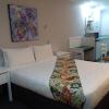 Colonial Lodge Motel,134 Lake Terrace,4 star
