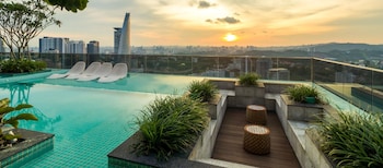viia residences in kl eco city five senses