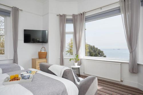 luccombe manor country house hotel