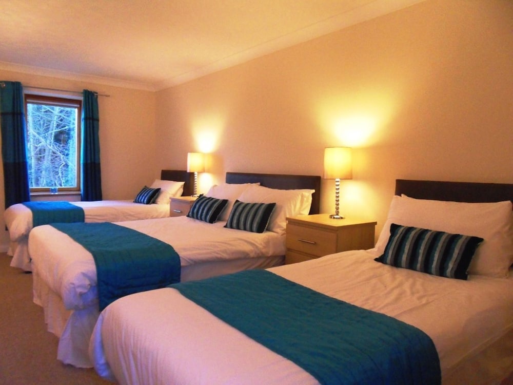 luccombe manor country house hotel