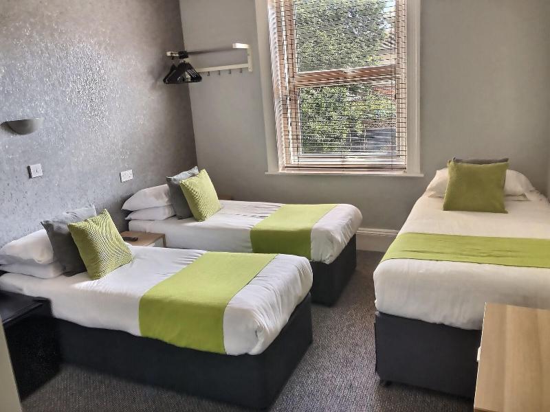 Chelsea Hotel,South West England>>Bournemouth,3 star