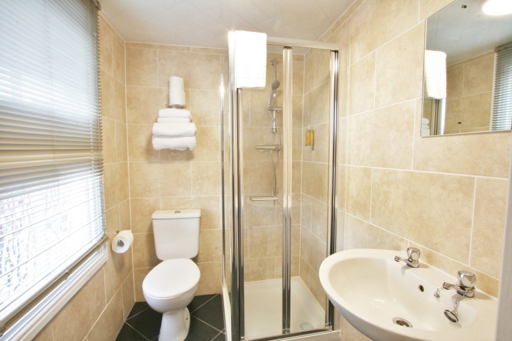 Central Hotel Cheltenham By Roomsbooked,7 Portland Street,3 star